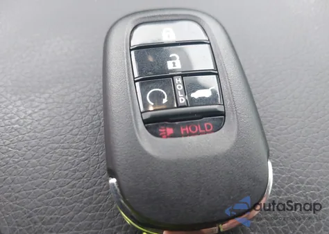 2025 Honda Pilot Touring from USA, damaged, VIN 5FNYG2H76SB022021